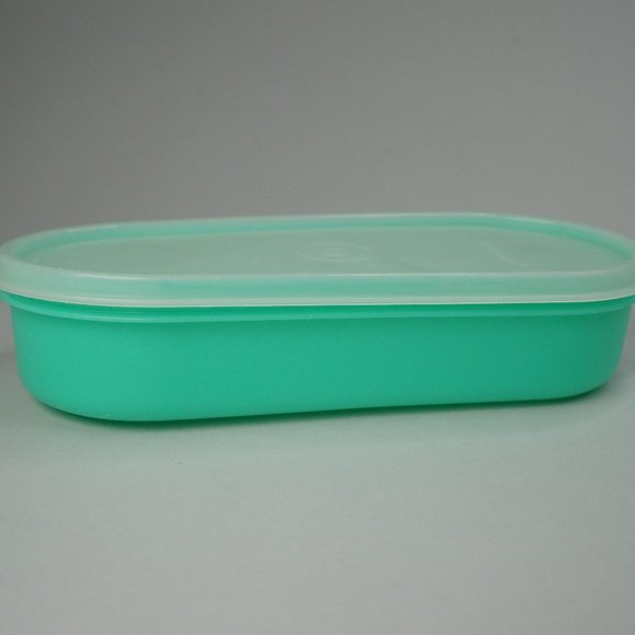 Vintage Jadeite Green Tupperware Cheese Grater - Picture 6 of 13